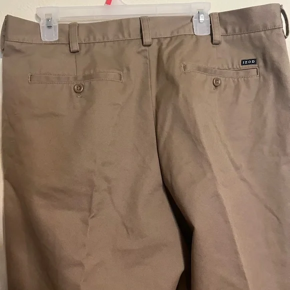 Men’s IZOD Pants - Picture 6 of 6